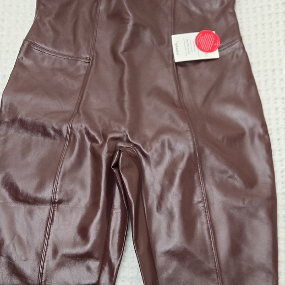 SPANX Glossy Dark Brown Leggings - Picture 5 of 7